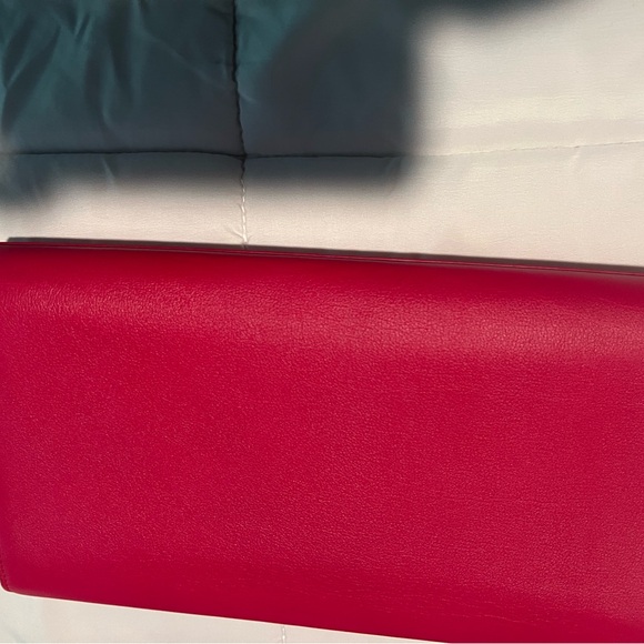 YSL Calfskin Monogram Large Belle De Jour Clutch - Picture 10 of 11